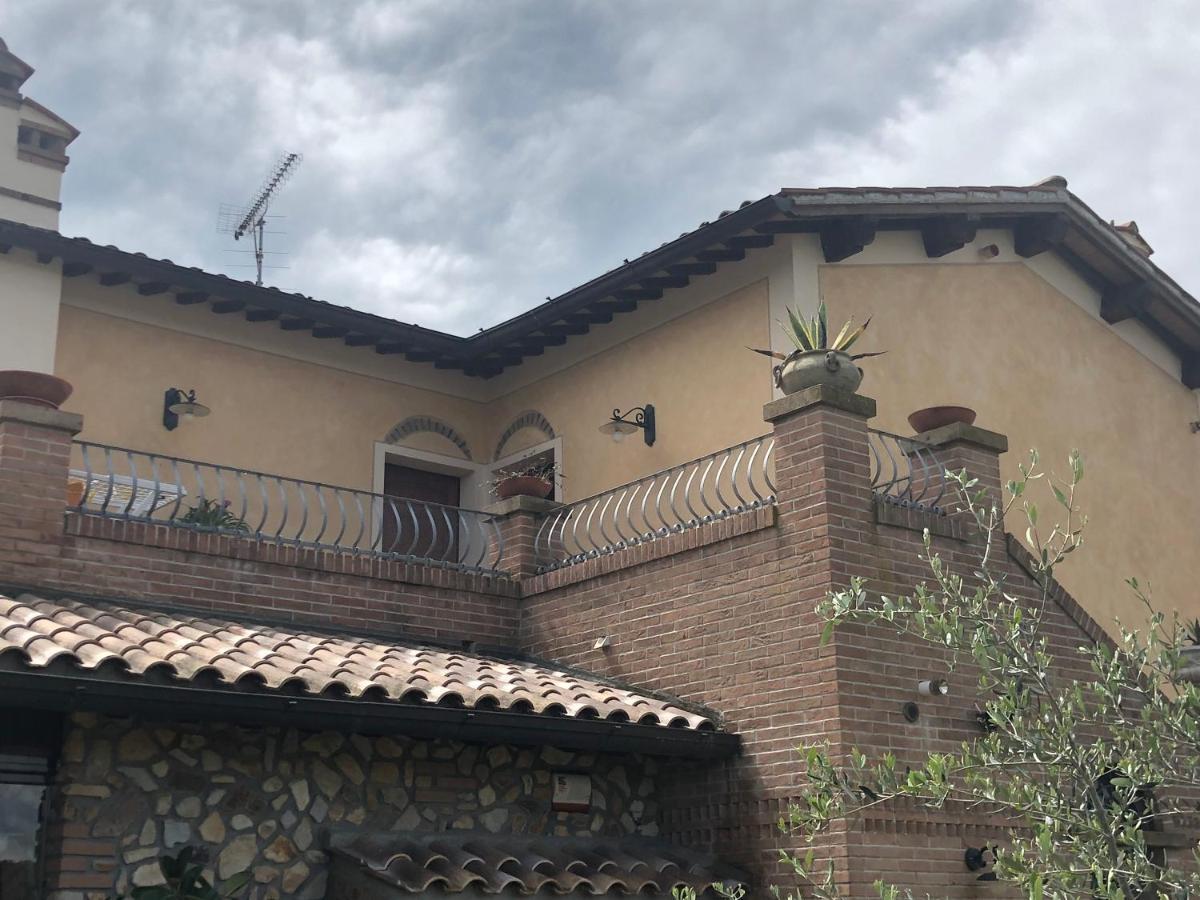 Casa In Campagna A Due Passi Dal Mare Пиза Екстериор снимка