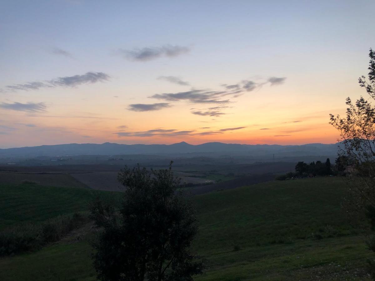 Casa In Campagna A Due Passi Dal Mare Пиза Екстериор снимка