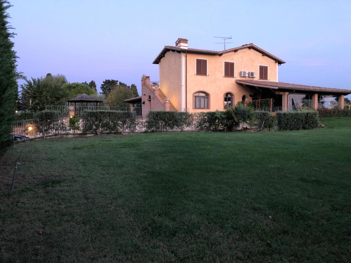 Casa In Campagna A Due Passi Dal Mare Пиза Екстериор снимка